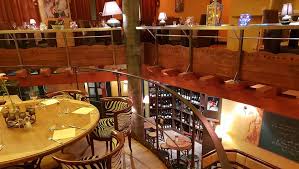 Stephanie Lemee Du Bistrot Des Vignes A Dax Bar A Vins Et Restaurant