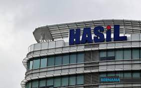 Seorang penulis artikel kerugian rm24,400 akibat ditipu sindiket 'macau scam', yang menyamar sebagai kakitangan lembaga hasil dalam negeri. Bernama Tv Semua Pejabat Lembaga Hasil Dalam Negeri Facebook