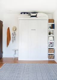 opklapbaar bed tegen muur homease murphy bed diy bed muur wandbed