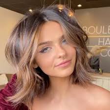 Descubre 8 ideas de Cortes y color y cortes de pelo