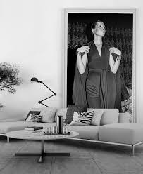 Peretti's revolutionary aesthetic enchanted the world after she joined tiffany & co. Elsa Peretti The Poster Girl Of Sensuous Modern Jewellery Designs