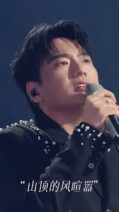 李荣浩好听的声音总是能穿透到你的心坎里~ ·《天赐的声音2》FULL：https://bit.ly/2XC8odq  ·《天赐的声音1》FULL：https://bit.ly/2B19Gqu ·《梦想的声音1&2》FULL：http://bit.ly/2S10uX2  ·《美好的时光》FULL：https://bit.ly/2Zqh1ZL 更多精彩视频快戳这里：https ...