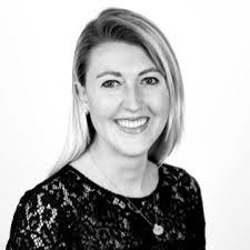 Robert Mento's Instagram, Twitter & Facebook