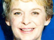 Barbara Webb, one of city's first female police officers, dies