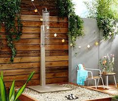 Gartendusche In 2020 Outdoor Backyard Backyard Pool Designs Garden Shower