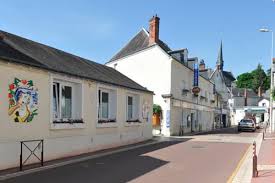 The village took later the name of vençay. Thb Hotel Le Faisan In Saint Avertin