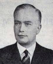 Arthur Hartley's Instagram, Twitter & Facebook