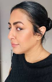 Vicky Chiu's Instagram, Twitter & Facebook