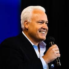 Gerald Carrillo's Instagram, Twitter & Facebook