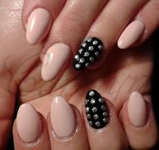 Studio Carolyn Knurow Paznokcie Zelowe Manicure Hybrydowy