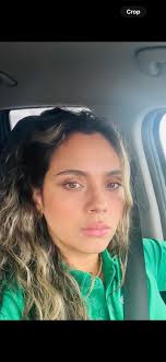 Can someone edit this photo professionally?