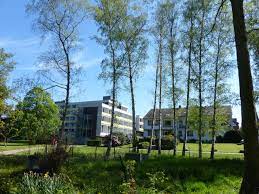 Attraktive häuser kaufen in bad sassendorf für jedes budget von privat & makler. File Bad Sassendorf Kurpark Rehabilitations Klinik Wiesengrund Haus Leifert Panoramio Jpg Wikimedia Commons