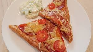 oke het is net even anders dan een gewone pizza maar zeker de moeite waard om eens te proberen de bodem was goed koolhydraatarme koolhydraatarm eten eten