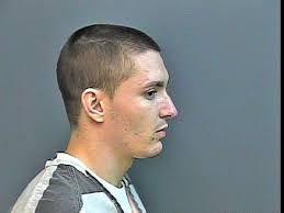 Man, 22, sought in Sevierville break-in, assault