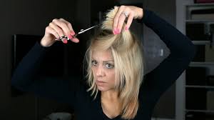 Bob cut is an evergreen hairstyle for all kind of women. 20 Simplest Ideas How To Cut Your Own Hair At Home Hair Adviser