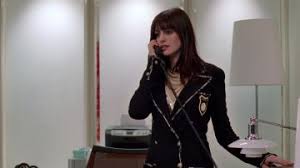 Her derision towards anyone who takes their fashion job seriously and her dismissal of everyone who isn't miranda priestley really struck a nerve. Le Diable S Habille En Prada Vetements Mode Marque Look Et Style Spotern