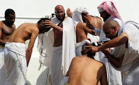 Tata cara umroh sesuai sunnah itu di mulai dari junub hingga tahalul, hal ini juga dilakukan bagi wanita haid dan bisa untuk orang yang langsung saja perhatikan dengan baik mengenai urutan tata cara umroh dan bacaannya yang benar sesuai sunnah supaya kamu tidak salah mengerjakannya Urutan Tata Cara Umroh Yang Harus Dilakukan Sesuai Sunnah