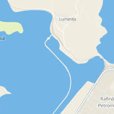 Cocs de petrol , abreviat cocs sau cocs , este un final de carbon bogat material solid , care provine din rafinarea petrolului , și este un tip de grupul de (alte tipuri de cocs sunt derivate din cărbune.) afirmat succint, cocsul este „produsul de carbonizare a fracțiunilor de hidrocarburi cu fierbere ridicată. Rompetrol Rafinare Sa Navodari 905700 Bulevardul Navodari 215 P