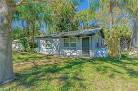 Vt selle ettevõtte foursquare profiil jm. 3 Br 2 Bath House 605 43rd Ave N Rental For Rent In Saint Petersburg Fl Forrent Com