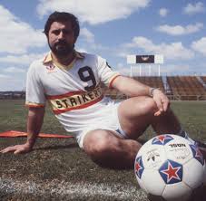 3,055 likes · 898 talking about this. Fussball Idol Gerd Muller Die Nation Leidet Mit Ihrem Bomber Welt