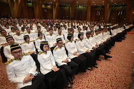 He also heads the large prime minister's department, which is in charge of, among others. World Bank Malaysia S Civil Service Performance Stagnated