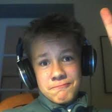 Stream faded (roswell mix) by Moeez Tariq