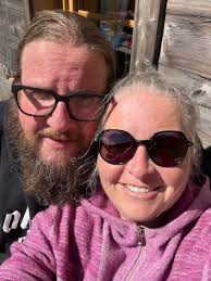 Kauer Chantal und Daniel Feuer und Rauch