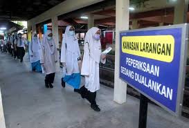 Koleksi soalan percubaan spm 2020 2021 2019 + skema jawapan (semua subjek). Spm 2020 401 105 Calon Mula Duduki Peperiksaan Dalam Norma Baharu Astro Awani