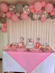 Planear un baby shower es la excusa perfecta para reunirte con tus amigas, darte un dulce capricho y recibir regalos que le serán muy útiles a tu bebé. Pin De Lorena Manta En Mis Ideas Decoracion Fiesta Cumpleanos Decoracion Para Fiestas Recien Nacidos Decoracion Fiesta De Nina