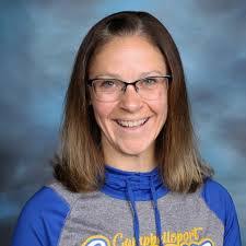 Danielle Pettit's Instagram, Twitter & Facebook