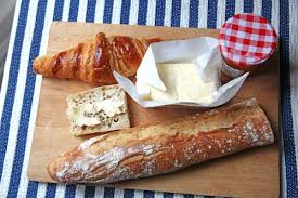 Frankrijk eten indeed lately has been sought by users around us, perhaps one of you. 10 Dingen Om Te Weten Over Franse Boter Frankrijk Nl Voedsel Ideeen Frans Eten Boter