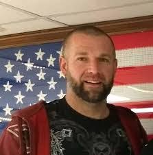 Julie Shove's Instagram, Twitter & Facebook