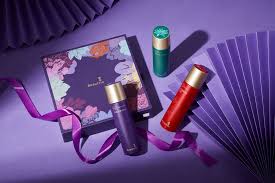 pin by 一棵惊慌失措的树on 00参考图 场景cmf packing design photography creative