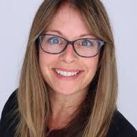 Dana Hilbert's Instagram, Twitter & Facebook