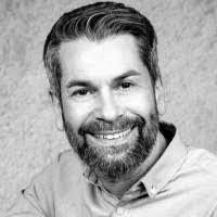 Daniel Steger's Instagram, Twitter & Facebook