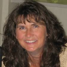 Lori Killian's Instagram, Twitter & Facebook