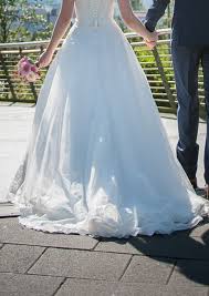 Maybe you would like to learn more about one of these? Second Hand Brautkleid Gr 34 A Linie Marke Diane Legrand Brautkleider Online