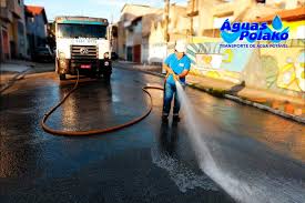 Lavagem De Rua Caminhao Pipa Aguas Polako