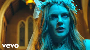 (look!) (as in lo we! Tove Lo Moments Youtube