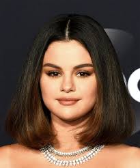 Haircuts for you face shape, product reviews and more. Celebrity Hairstyles For Women And Men In 2021