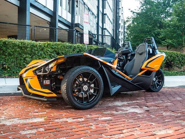 The Polaris Slingshot three-wheeler is not for shrinking violets - Ars  Technica