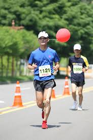 서울특별시 중구 세종대로 21 길 30 조선일보 서울하프마라톤 조직위원회 문의 전화 : EëŒ€í•œê²½ì œ