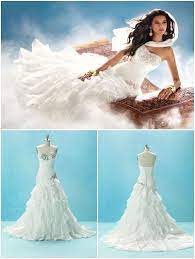 Disney Princesses Wedding Dress Collection By Alfred Angelo Princesa Jasmine Jasmine Wedding Dress Disney Princess Wedding Dresses Stunning Wedding Dresses