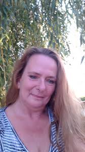 Any ideas for growing blue roses and green mums?