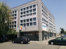 Societatea noastra recruteaza personal pentru munca in strainatate.se asigura contract de munca, cazare gratuita. La Jumate Locuri De Munca Slatina