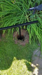 Wie Schon Angekundigt Mochte Ich Mir Einen Eigenen Brunnen Bohren Meine Kinder Lieben Es Einfach Im Sommer Mit Wasse Diy Gartenbrunnen Brunnen Brunnen Bauen