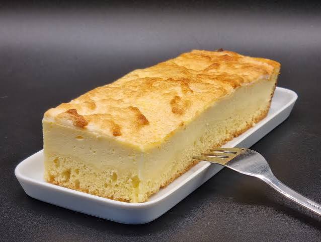 Topfen Cake