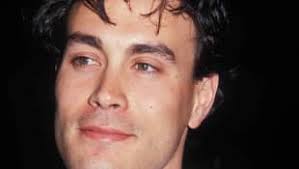 It is shown to us that deepak is the first son of jayaraj with an unofficial wife, malini. Bruce Lee S Son The Tragic Death Of Brandon Lee