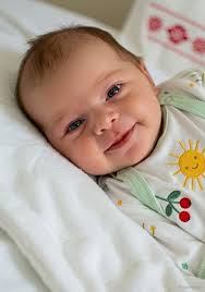 Mi nieta acaba de nacer pero nadie le a dado su bendición 🥺😭❤️