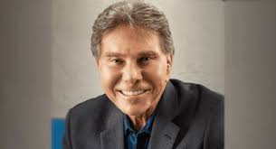 Increase Your Influence, Decrease Your Influenceability with Dr. Robert  Cialdini